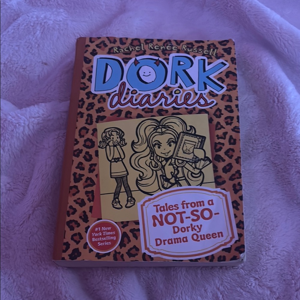 Dork Diaries Book - Leopard Print Cover
